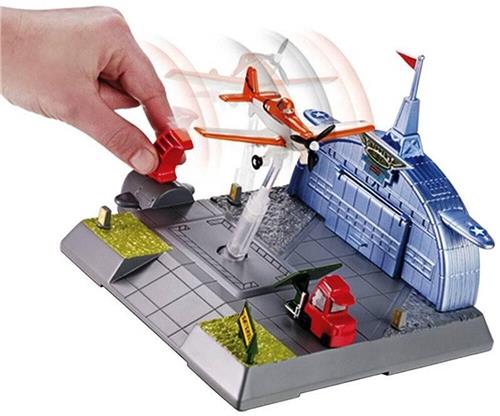 Mattel Disney Planes Action Shifters: Skippers Vliegschool