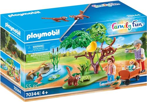 PLAYMOBIL Family Fun Rode panda's in het buitenverblijf - 70344