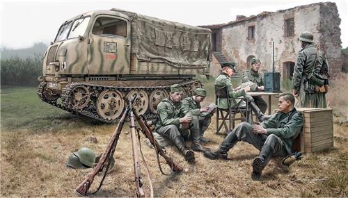 1:35 Italeri 6549 Steyr RSO/01 with German Soldiers Plastic Modelbouwpakket