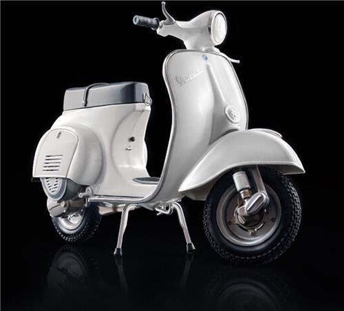 Italeri 4633 - Vespa 125 Primavera - 1:9