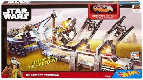 Hot Wheels® en Star Warstie factory takedown