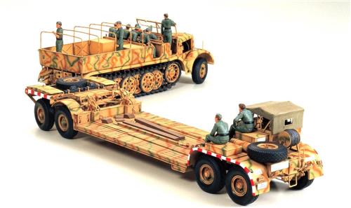 1:35 Tamiya 35246 German SdKfz.9 Famo w/ Lowloader and 12 Figures Plastic Modelbouwpakket