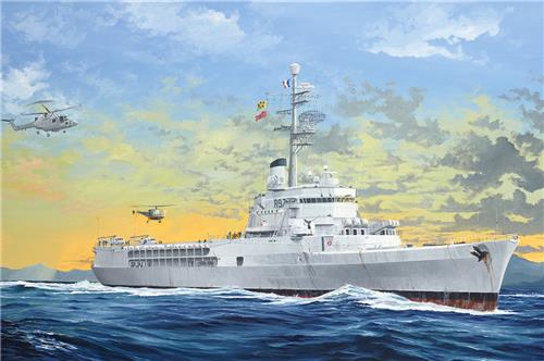 1:350 Trumpeter 05635 Jeanne D'Arc - 2008 - Helicopter cruiser Jeanne d'Arc-class Plastic Modelbouwpakket