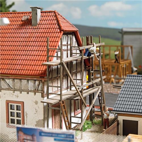 Busch - Gerustaufbau H0 (7/20) * - BU7901 - modelbouwsets, hobbybouwspeelgoed voor kinderen, modelverf en accessoires