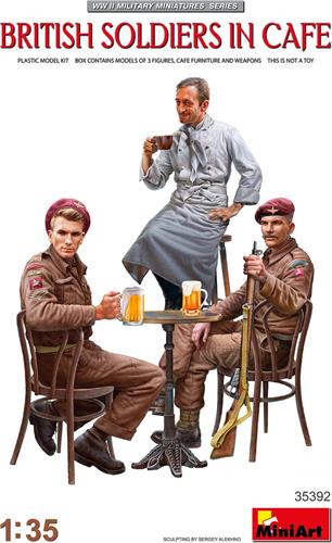 1:35 MiniArt 35392 British Soldiers in Cafe Plastic Modelbouwpakket