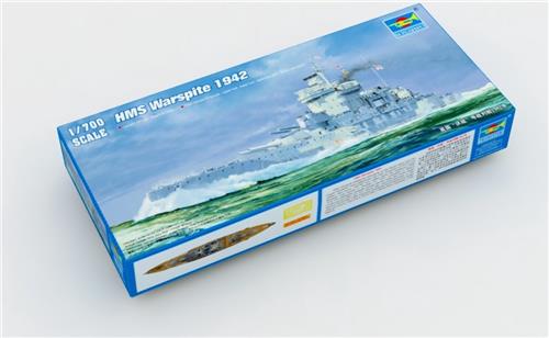 Trumpeter HMS Warspite 1942 + Ammo by Mig lijm