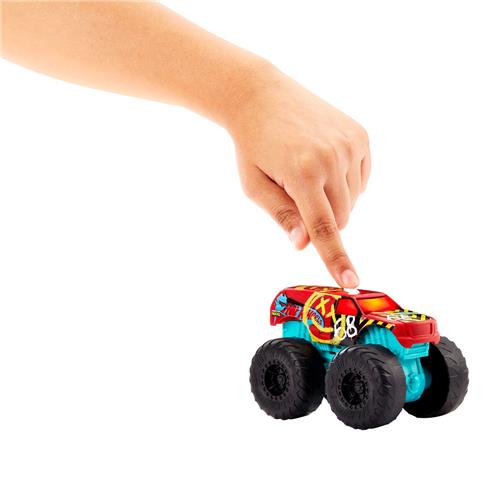 Hot Wheels Monster Trucks Roarin' Wreckers Demo Derby