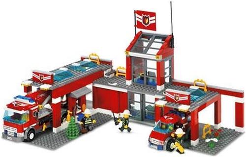 LEGO City Hoofdkwartier Brandweer - 7945